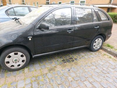 gebraucht Skoda Fabia 1.4 Benzin