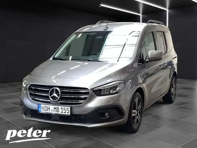 Gebraucht Mercedes T180 116 PS (85 kW) 2025 Chromitgrau metallic Van / Kleinbus