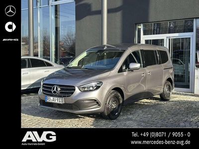 Gebraucht Mercedes T180 Progressive 131 PS (96 kW) 2026 Chromitgrau Van / Kleinbus