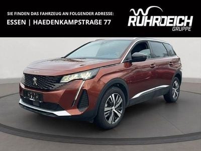Braun Gebraucht 2023 Peugeot 5008 Allure Van / Kleinbus | 25.990 € (Guter Preis)