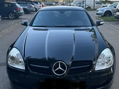 Gebraucht Mercedes SLK200 163 PS (119 kW) 2007 Schwarz Cabrio