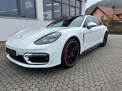 Porsche Panamera GTS