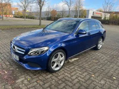 Gebraucht Mercedes E350 211 PS (155 kW) 2015 Blau Limousine