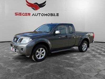 Gebraucht Nissan Navara SE 375 PS (275 kW) 2012 Blau Pickup