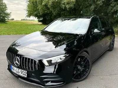 Gebraucht Mercedes A250 Night 224 PS (164 kW) 2018 Schwarz Limousine