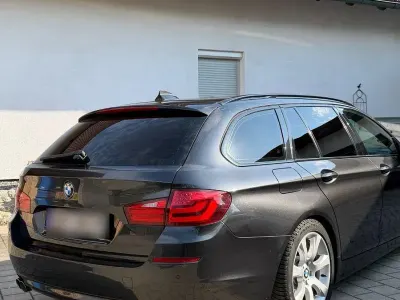 Używany BMW 530 Shadowline 245 KM (180 kW) 2011 Szary Kombi