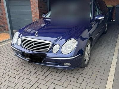 Mercedes E200