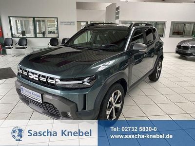 Neu Dacia Duster Journey 131 PS (96 kW) 2025 Zederngrün SUV
