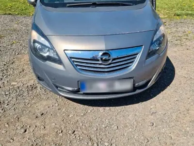 Gebraucht Opel Meriva 120 PS (88 kW) 2011 Braun Van / Kleinbus