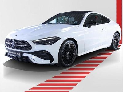 Unilack polarweiß Gebraucht 2025 Mercedes 180 AMG Limousine | 47.998 € (Guter Preis)