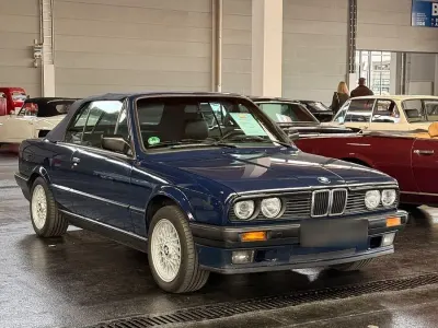 Gebraucht BMW 318 Sport Line 154 PS (113 kW) 1992 Blau Cabrio