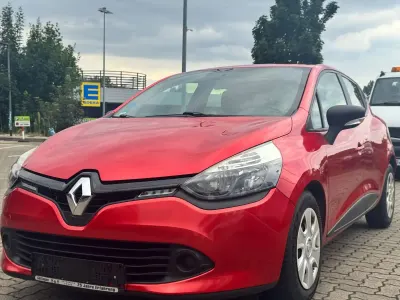 Gebraucht Renault Clio IV Expression 73 PS (53 kW) 2014 Rot Limousine