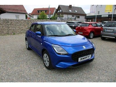 Neu Suzuki Swift Club 83 PS (61 kW) 2025 Blau Kleinwagen