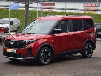 Rot Gebraucht 2024 Ford Tourneo Courier Van / Kleinbus | 28.490 € (Etwas zu teuer)