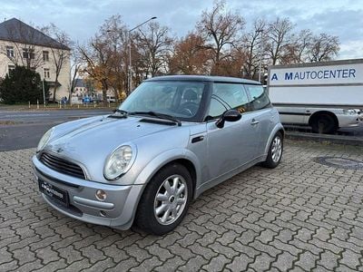 Silber Gebraucht 2002 Mini ONE Kleinwagen | 2.499 € (Etwas zu teuer)