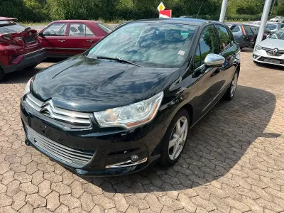 Gebraucht Citroën C4 120 PS (88 kW) 2013 Schwarz Limousine