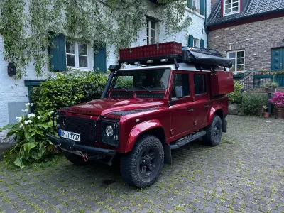 Gebraucht Land Rover Defender 122 PS (89 kW) 2007 Rot Van / Kleinbus