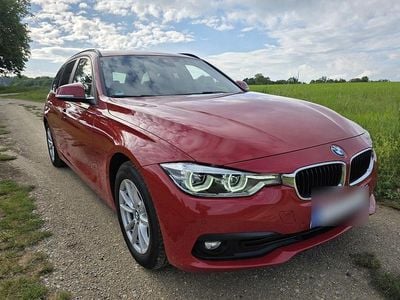 Gebraucht BMW 320 Advantage 190 PS (139 kW) 2019 Rot Kombi
