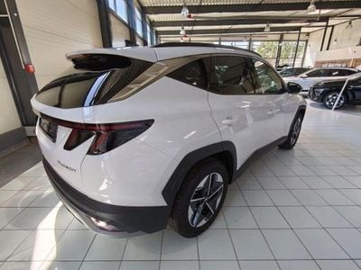 Weiss Neu 2025 Hyundai Tucson Trend SUV | 33.490 € (Guter Preis)