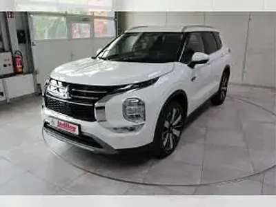 Neu Mitsubishi Outlander P-HEV 306 PS (225 kW) 2026 Weiß (andenweiß) SUV