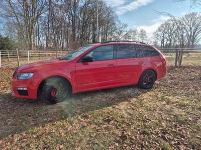 Rot Gebraucht 2015 Skoda Octavia RS Kombi | 11.700 € (Fairer Preis)