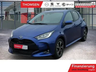 Gebraucht Toyota Yaris Team 116 PS (85 kW) 2025 Juniper blue met Kleinwagen