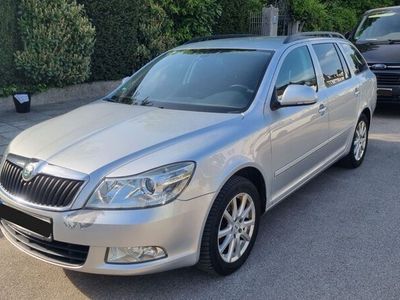 gebraucht Skoda Octavia 1.6 TDI Combi Ambition Green tec