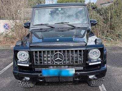 Second-hand Mercedes G300 170 CP (125 kW) 1991 Negru SUV
