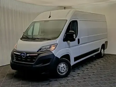 Używany Opel Movano Edition 140 KM (102 kW) 2022 Biały Van