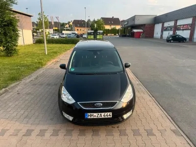 Gebraucht Ford Galaxy 140 PS (102 kW) 2009 Schwarz Van / Kleinbus