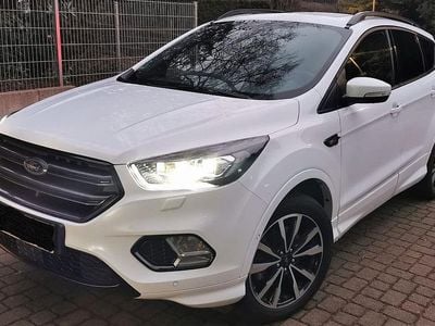 Weiß Gebraucht 2020 Ford Kuga ST-Line SUV | 22.700 € (Guter Preis)