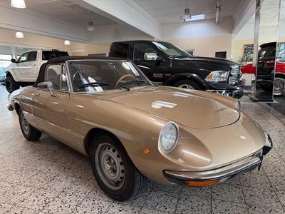 Gebraucht Alfa Romeo Spider Veloce 131 PS (96 kW) 1972 Beige Cabrio