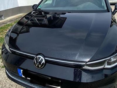Gebraucht VW Golf VIII Comfortline 150 PS (110 kW) 2023 Schwarz Kombi