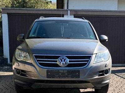 Usata VW Tiguan Sportline 140 CV (102 kW) 2010 Grigio SUV