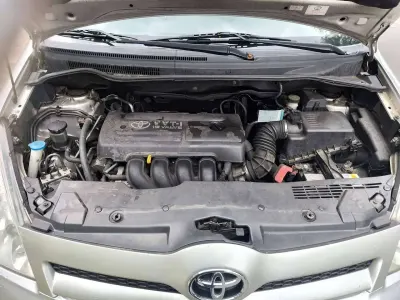 Gebraucht Toyota Corolla Executive 129 PS (94 kW) 2005 Silber Kombi