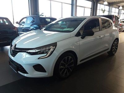 Gebraucht Renault Clio V Equilibre 67 PS (49 kW) 2023 Weiß Limousine