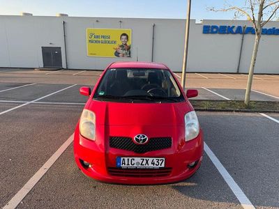 Usata Toyota Yaris Sol 87 CV (63 kW) 2008 Rosso Utilitaria