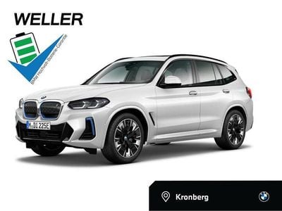 Gebraucht BMW iX3 M Sport 210 kW (286 PS) 2023 Mineralweiß (weiß) SUV