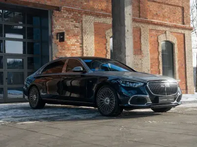 Gebraucht Mercedes S680 Maybach 612 PS (450 kW) 2022 Blau Limousine