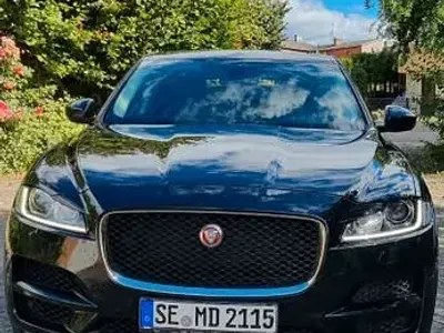 Gebraucht Jaguar F-Pace First Edition 300 PS (220 kW) 2016 Schwarz SUV