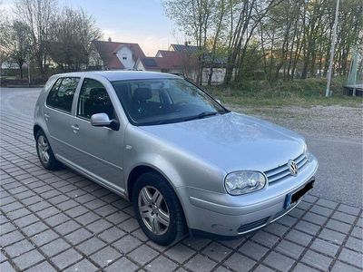 Gebraucht VW Golf IV Highline 131 PS (96 kW) 2001 Silber Limousine