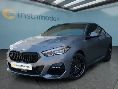 Gebraucht BMW 220 178 PS (130 kW) 2024 Grau Coupé