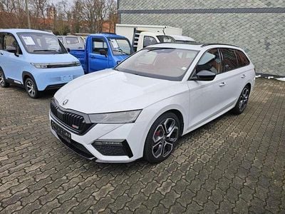 Gebraucht Skoda Octavia RS 245 PS (180 kW) 2022 Moonweiß perleffekt Kombi