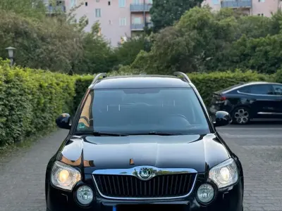 Używany Skoda Yeti 140 KM (102 kW) 2013 Czarny SUV