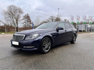Gebraucht Mercedes C180 120 PS (88 kW) 2011 Blau Kombi