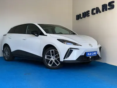 Gebraucht MG MG4 EV Luxury 150 kW (204 PS) 2023 Weiß Kleinwagen