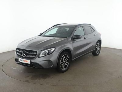 Mercedes GLA220
