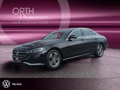 Gebraucht Mercedes E200 Avantgarde 197 PS (144 kW) 2023 Schwarz Limousine