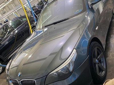 Gebraucht BMW 530 279 PS (205 kW) 2009 Grau Kombi