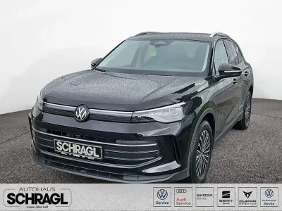 Gebraucht VW Tiguan Life 150 PS (110 kW) 2026 Grenadillschwarz metallic SUV